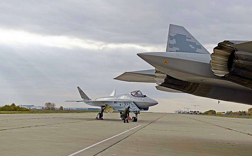 «Ростех» обнародовал свежее фото перспективного лёгкого истребителя Су-75
