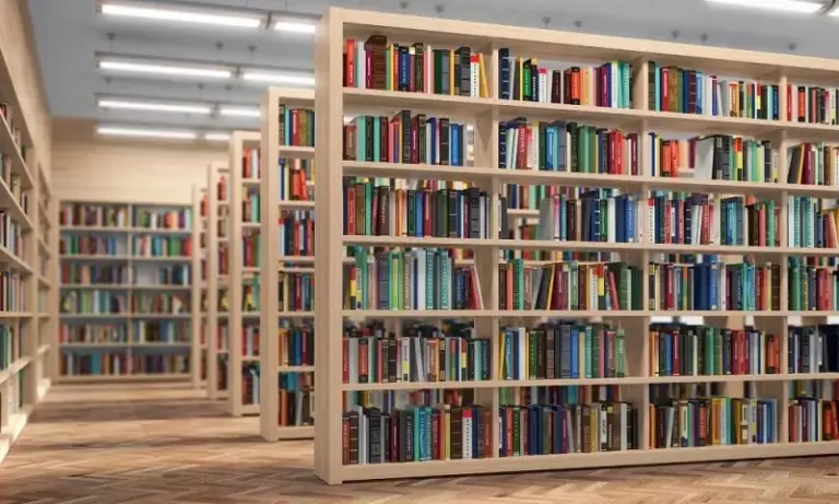 Для обучения ИИ компании начали активно применять печатные книги