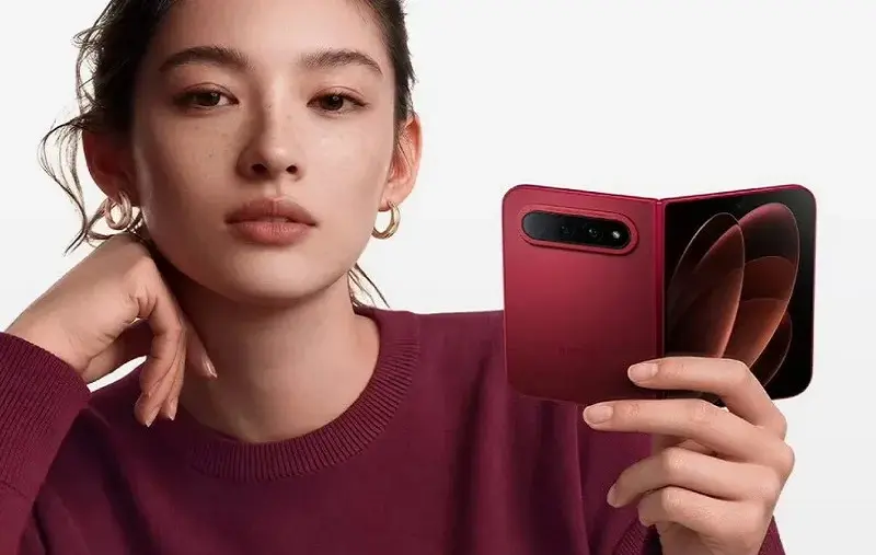 В преддверии выхода складного iPhone, Xiaomi выпустила свой продвинутый аналог